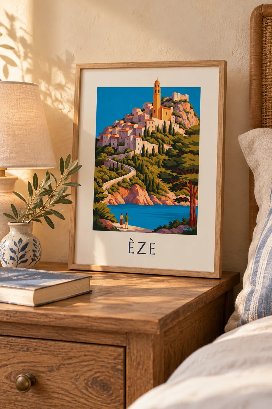Póster pueblo medieval de Èze sobre el Mediterráneo: formato pequeño A4 enmarcado