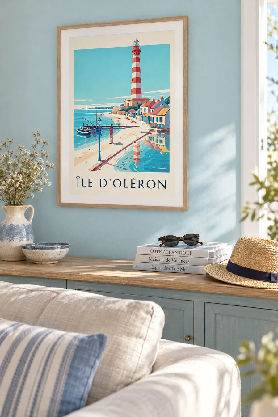 Affiche Île d'Oléron maisons colorées bord de mer : encadrée au mur