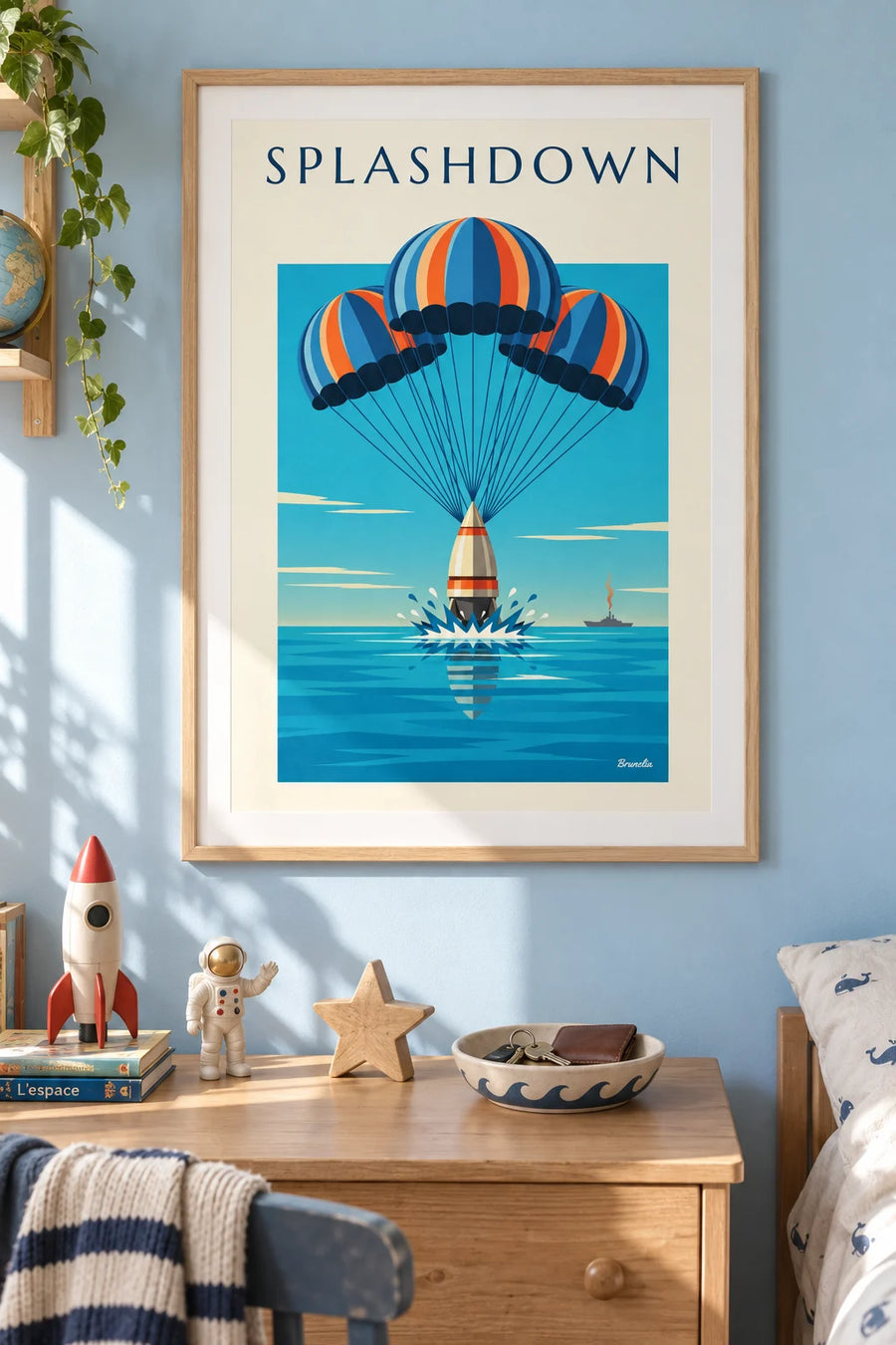 Affiche capsule spatiale amerrissant dans l'océan : encadrée au mur