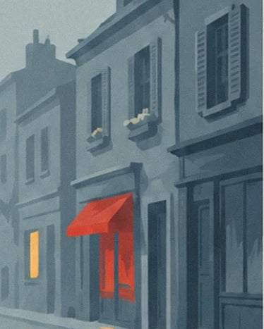 Façades grises de la rue sous la pluie, avec un store rouge vif et une fenêtre éclairée en jaune