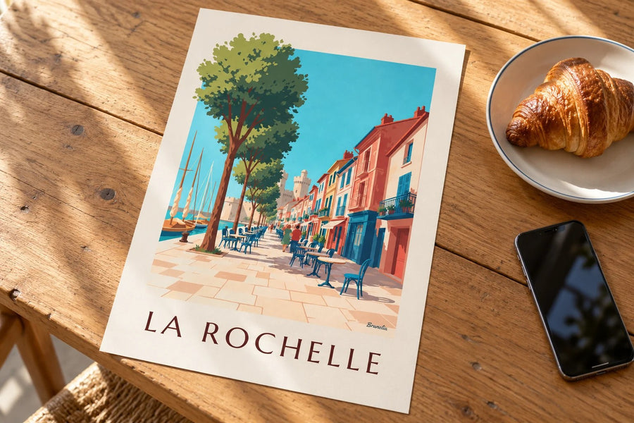 Póster del Gabut en La Rochelle, con casas de colores : apoyado sobre una mesa