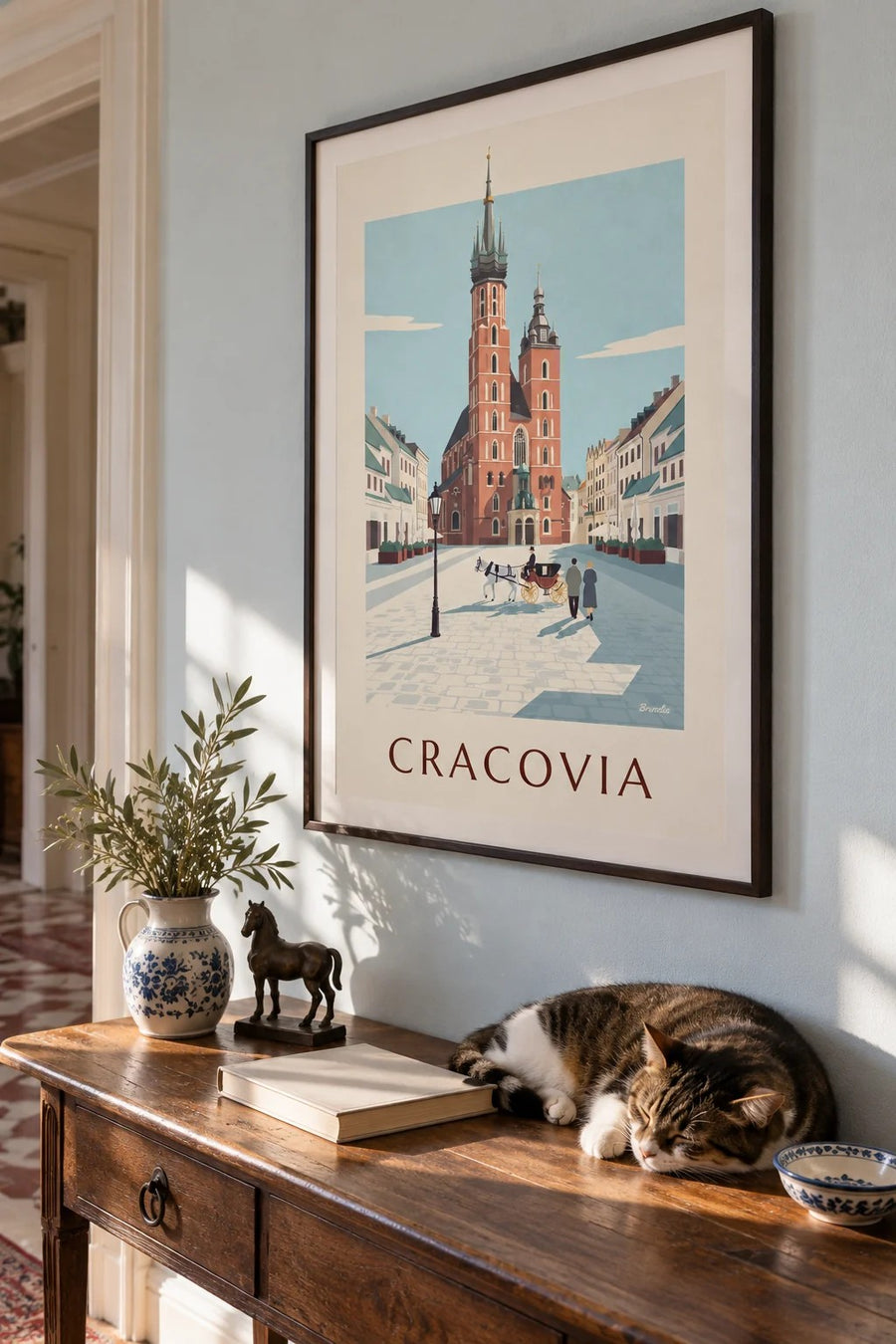 Póster de la basílica de Santa María y un coche de caballos en la plaza de Cracovia: enmarcado en la pared