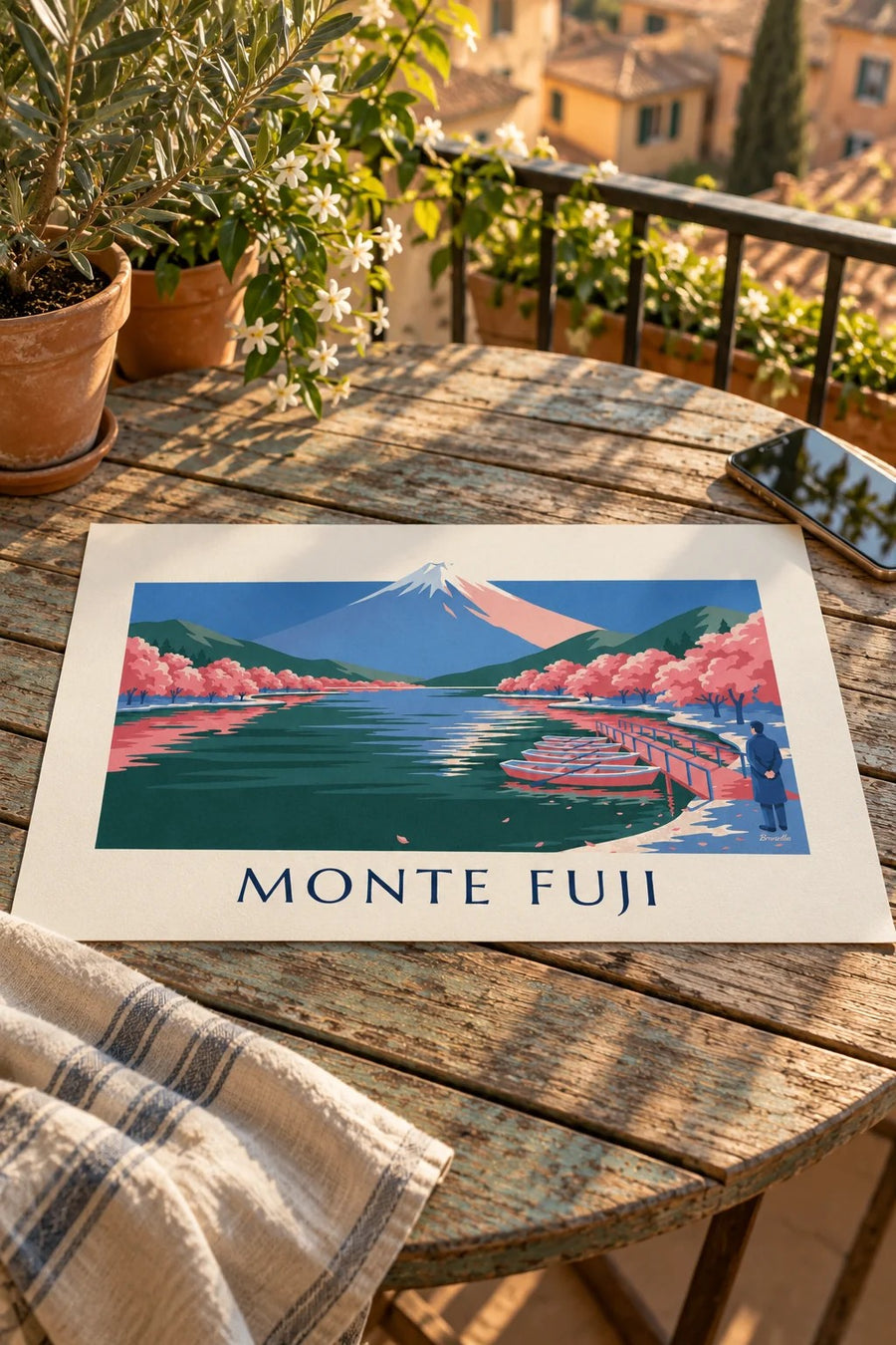 Póster monte Fuji, cerezos en flor y barcas en el embarcadero: sobre una mesa