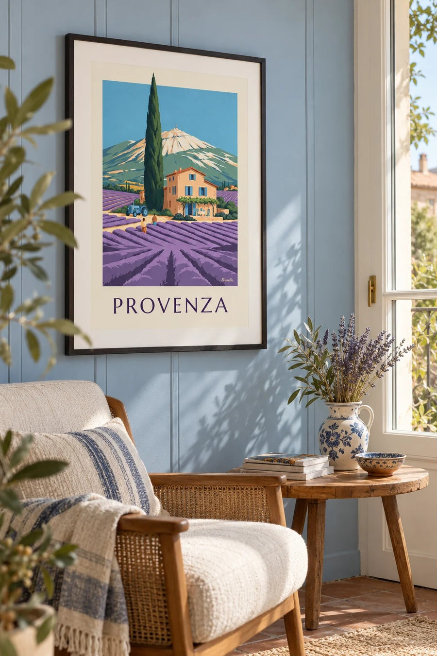 Póster de mas provenzal entre campos de lavanda: enmarcado en la pared