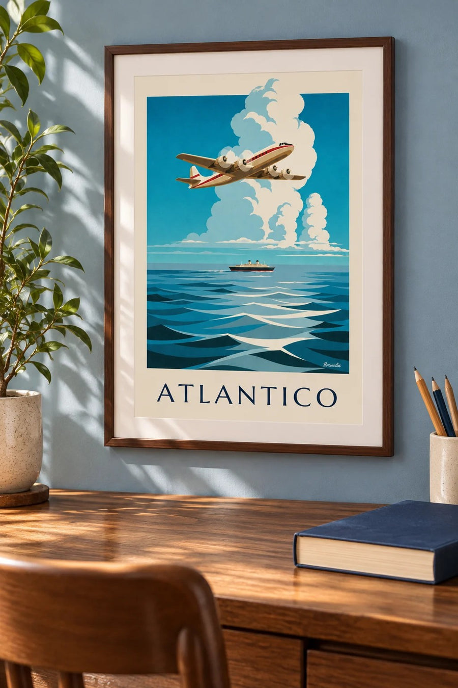 Póster de avión cuatrimotor sobre el Atlántico: pequeño formato A4 enmarcado