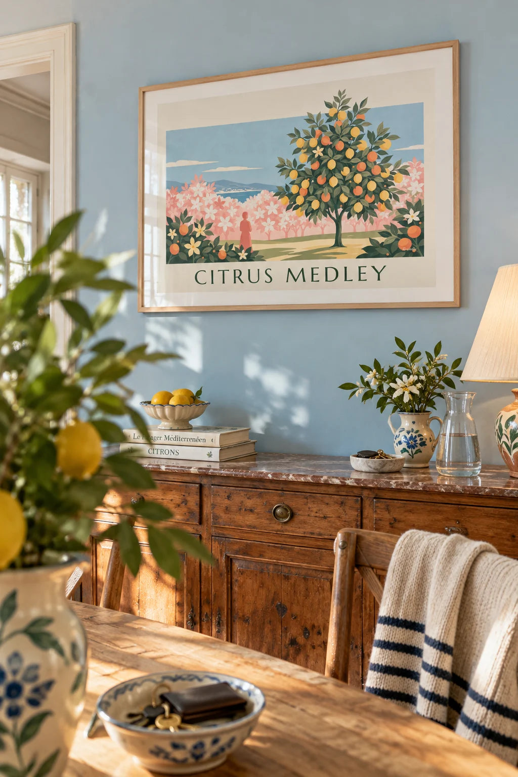 Mise en situation de Affiche citrons jaunes et oranges sur fond floral