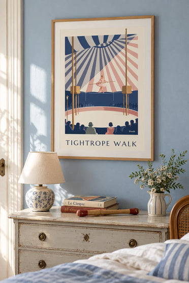 Affiche funambule acrobate sur fil tendu sous le chapiteau : encadrée au mur