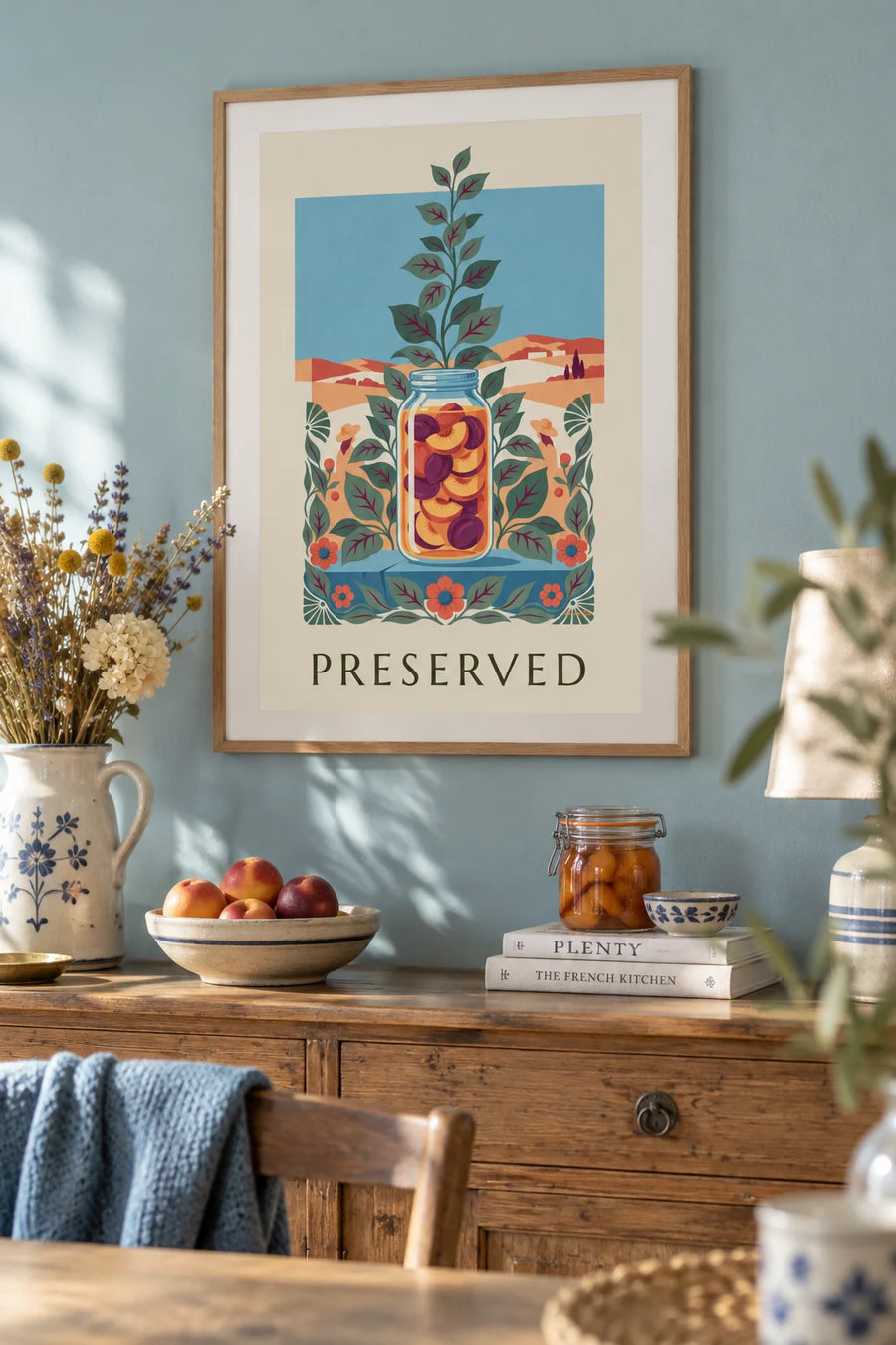 Póster de tarro de conserva de frutas y decorado de follaje: enmarcado en la pared