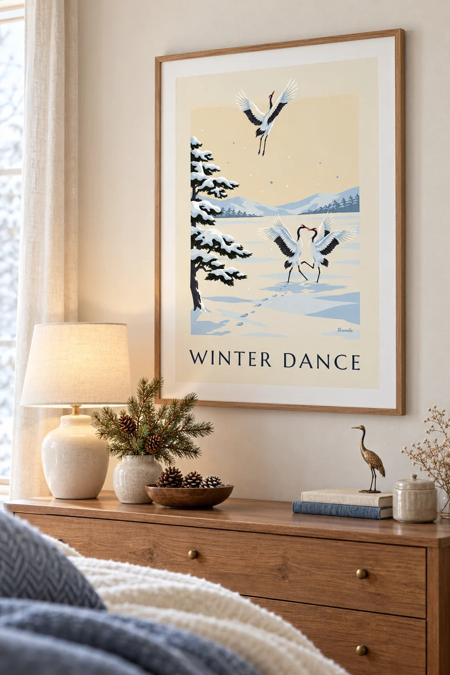 Póster de grullas japonesas bailando en la nieve: enmarcado en la pared