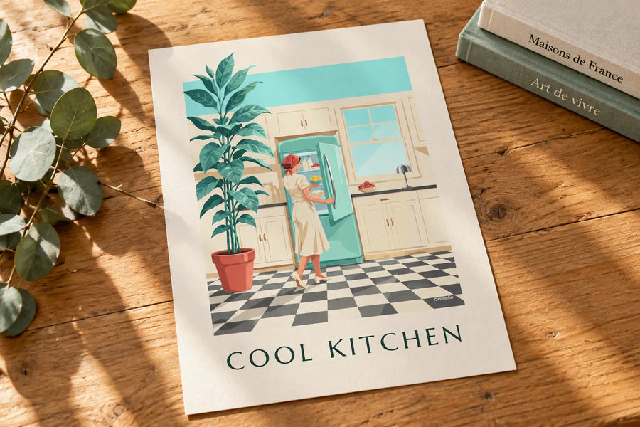 Póster de nevera redondeada verde menta en una cocina: apoyado en una mesa