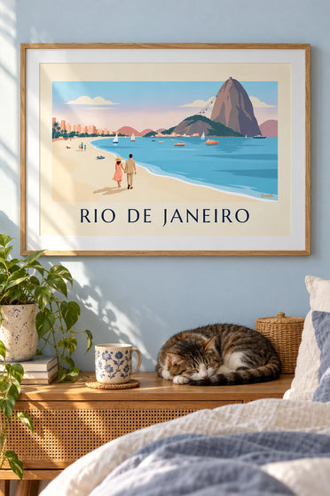 Póster de pareja en la playa de Botafogo frente al Pan de Azúcar en Río : enmarcado en la pared