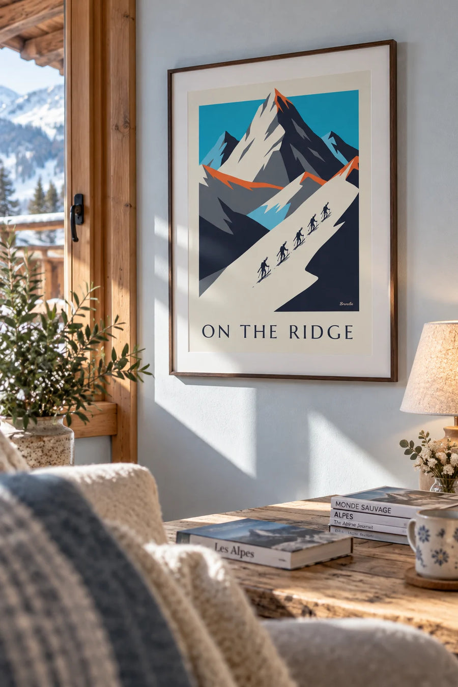 Affiche silhouettes de skieurs en file sur une crête enneigée : encadrée au mur