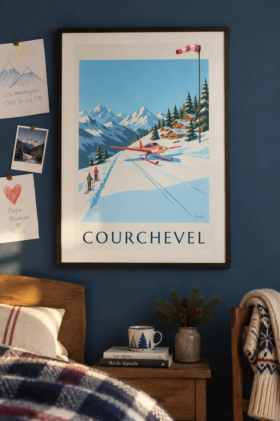 Póster del altiport de Courchevel y avioneta roja sobre la nieve: enmarcado en la pared
