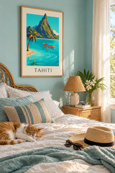 Póster de piragua polinesia sobre el océano en Tahití: enmarcado en la pared
