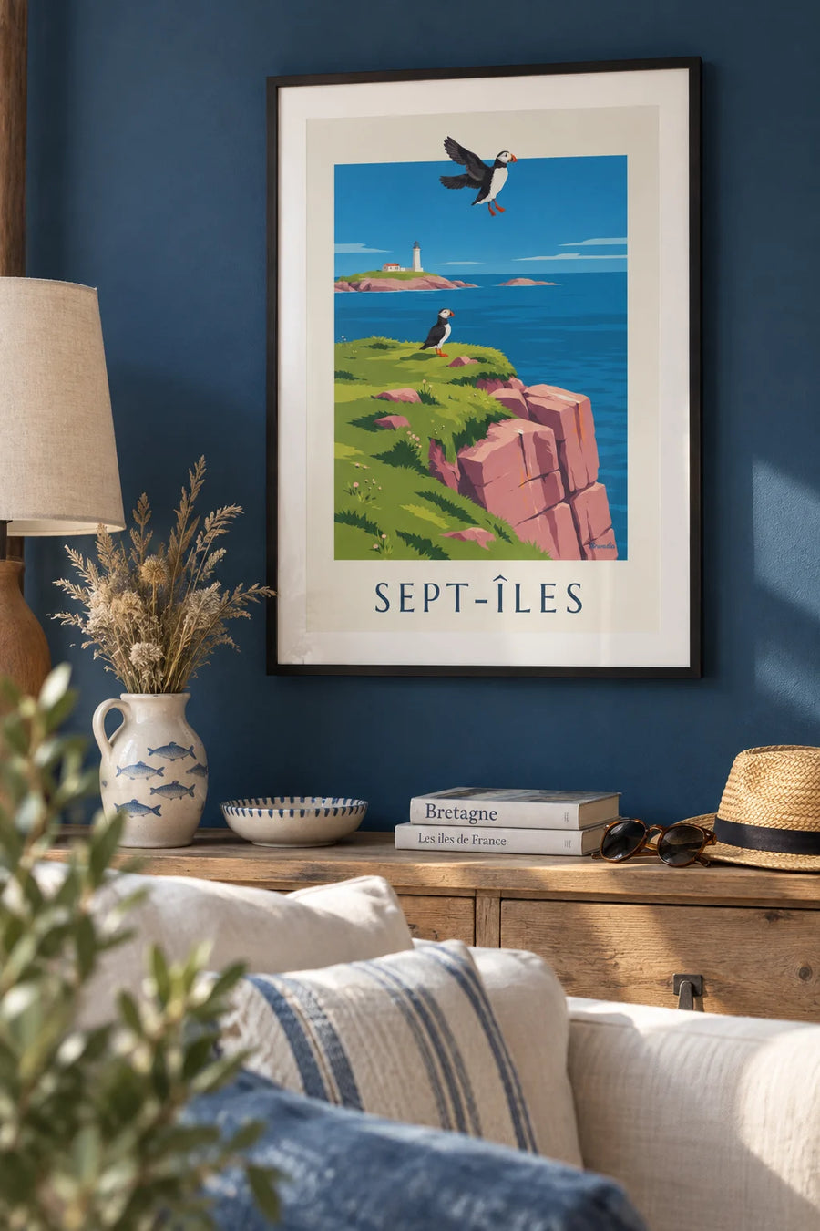 Poster of puffins on the cliffs of the Sept-Îles: framed on the wall